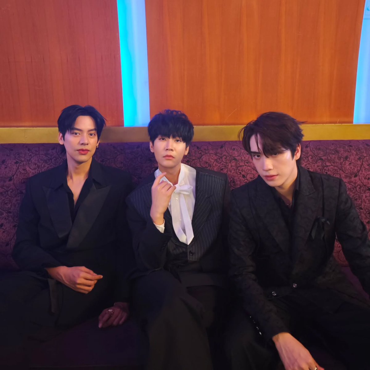 HAPPY TEE DAY 2025 🎂

IG : kimmon .dj
#HappyTEeJarujiDay2025  
#TEeThanapon #ตี๋ธนพล