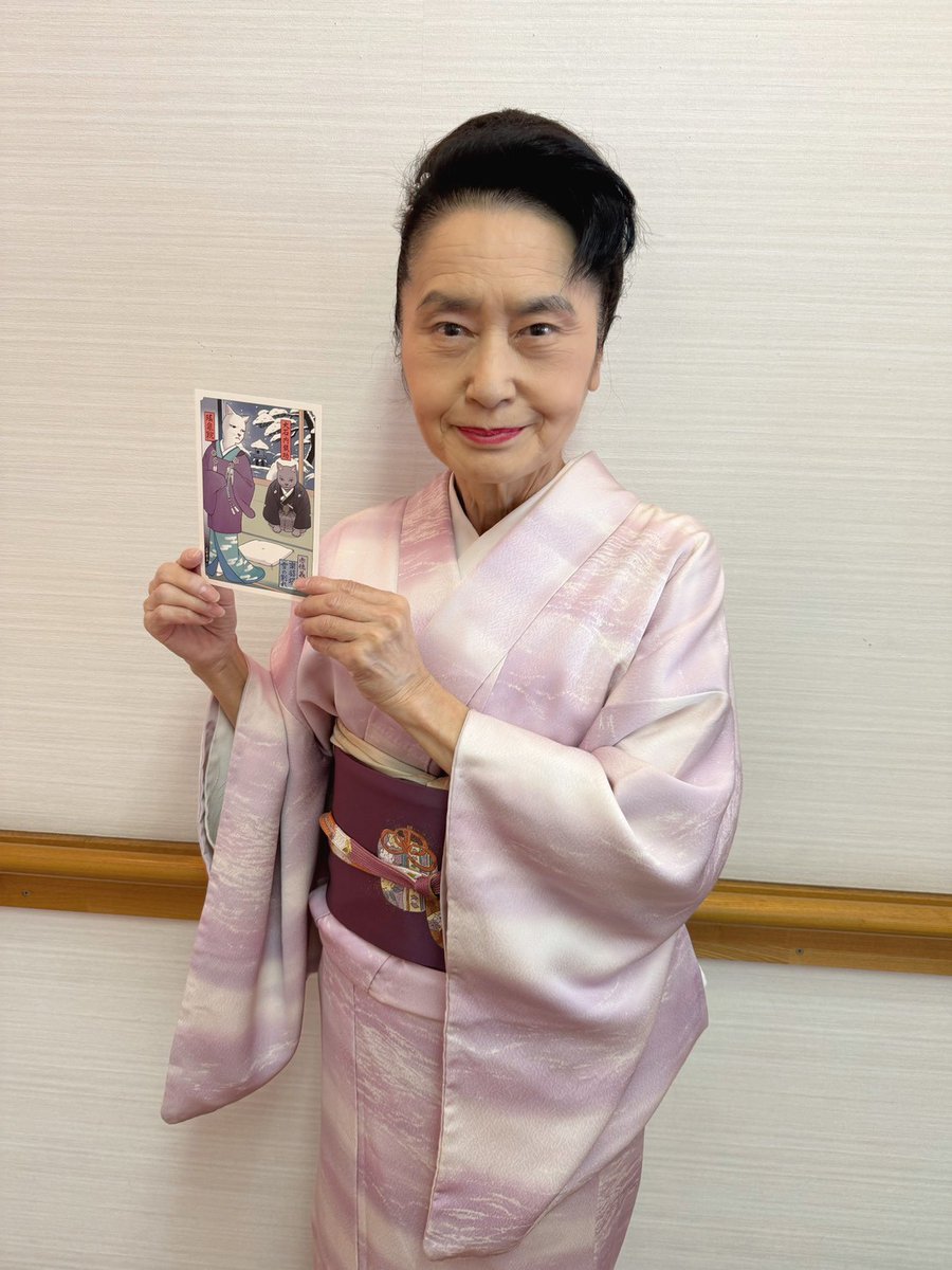n_kodan's tweet photo. 「第二回日本講談協会フェス！！」
いよいよ明日開催！
会場観覧のチケットは現在第一部の幕見席のみ販売中※二部三部は完売
配信で楽しむということも可能です！
是非おうちでもお楽しみください✨
グッズも販売予定！お楽しみに😌
写真は二部出演の先生方とポストカード
https://t.co/KVfTB3sdIx https://t.co/s7Lqa6WbQ7