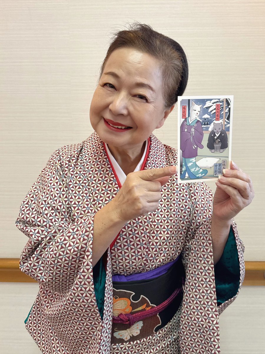 n_kodan's tweet photo. 「第二回日本講談協会フェス！！」
いよいよ明日開催！
会場観覧のチケットは現在第一部の幕見席のみ販売中※二部三部は完売
配信で楽しむということも可能です！
是非おうちでもお楽しみください✨
グッズも販売予定！お楽しみに😌
写真は二部出演の先生方とポストカード
https://t.co/KVfTB3sdIx https://t.co/s7Lqa6WbQ7