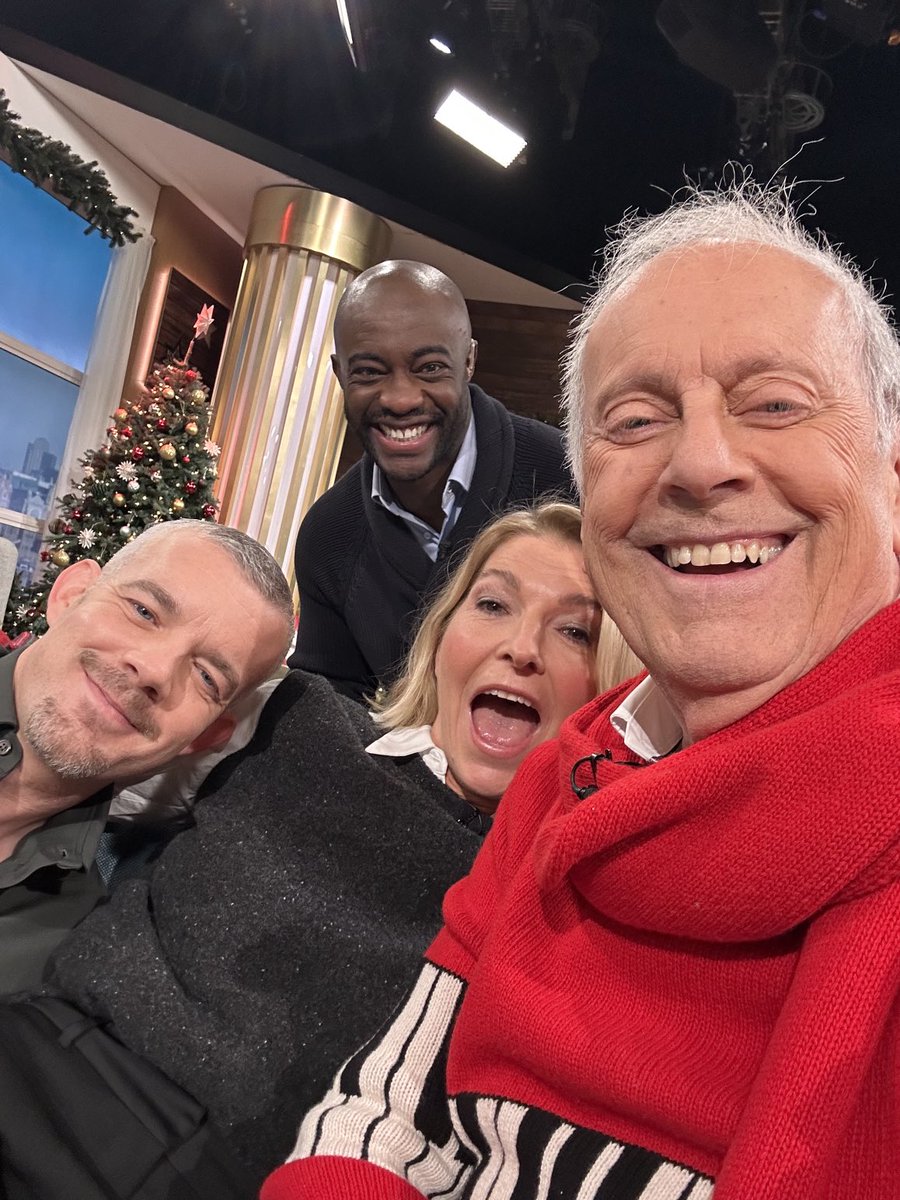 Yesterday morning I was in London larking about with chums - including one my most favourite people in the world: the actress Jemma Redgrave. This morning I’m in Chester playing my own anagram game. Check it out here: fullrainbow.co.uk (1772 people have played so far today)