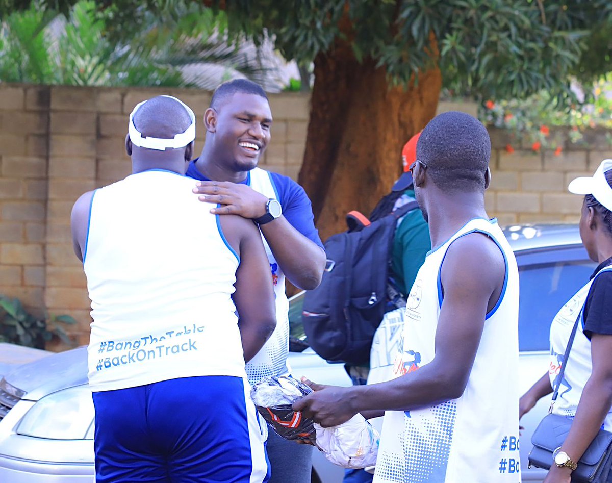 isikoarthur's tweet photo. Eastern Bar Mental Health Run in high gear! Honored to participate as Treasurer alongside Justice Farouq Lubega, Council & the Mbale Bar. ๐โโ๏ธ๐ #MentalHealthRun https://t.co/juyNZdHxDs