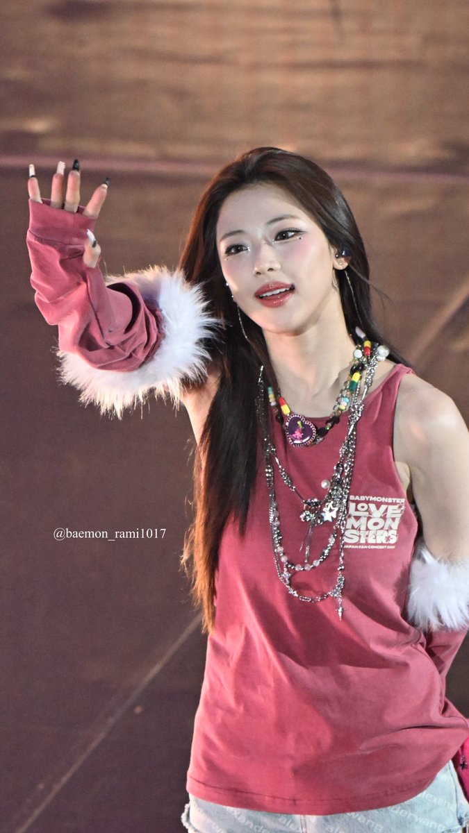 so excited to see her on stage again 🤍 #RUKA