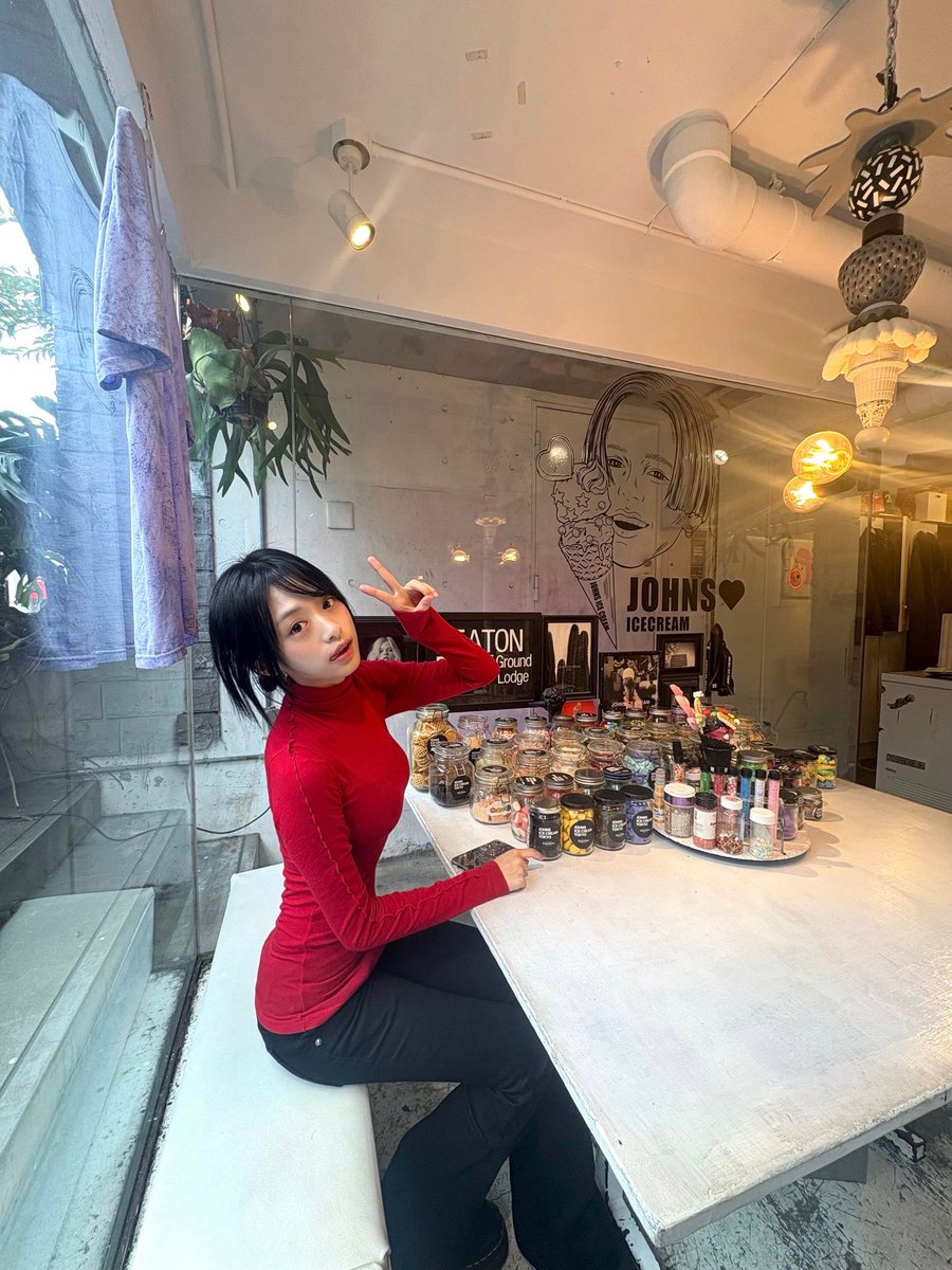 picbaemon's tweet photo. AHYEON WEVERSE UPDATE https://t.co/UH0aj3jABP