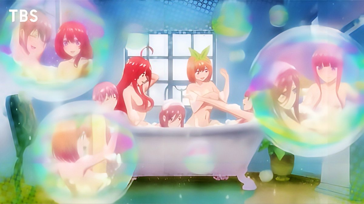 HALORA9981's tweet photo. 一期のOPのお風呂シーン大胆すぎる。
＃五等分の花嫁 https://t.co/Ahz7OcHEu9