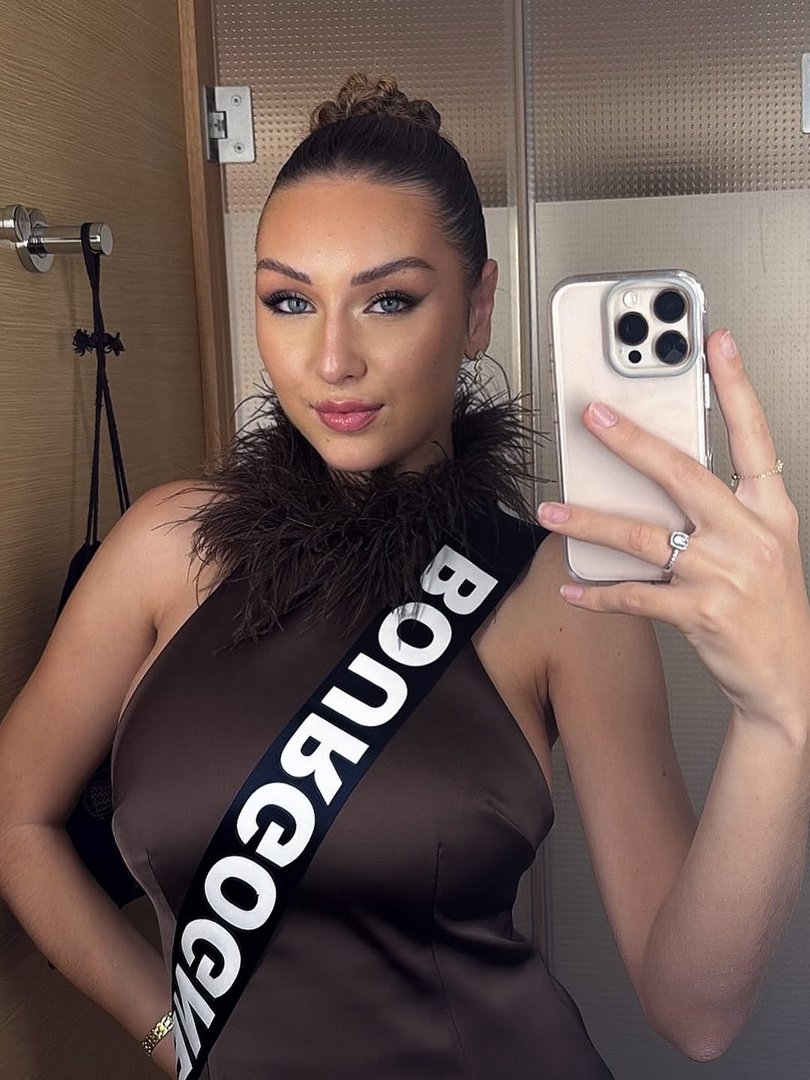 InsidePublic's tweet photo. On vous partage les comtpes IG des Miss France 2025 ✨ (part. 1)

Charlène Marie Laurin - Miss Bourgogne 2025 charlenelaurinoff 
Anna Valero - Miss Centre-Val de Loire 2025 Anna Valero - Miss Centre-Val de Loire 2025 
Jade Cholley - Miss Franche-Comté 2025 Jade Cholley - Miss Franche-Comté 2025 
Julie Decroix - Miss Alsace 2025 Julie Decroix 
Ninon Crolas - Miss Bretagne 2025 Miss Bretagne 2025 
Aïnhoa Lahitete - Miss Aquitaine 2025  
Alice De Lima Guimaraes - Miss Auvergne 2025 Alice De Lima Guimaraes 
Ynes Lallemand - Miss Champagne-Ardenne 2025 ynès 
Luna Maiolino - Miss côte d’azur 2025 Luna 
Hervian Kamillat - Miss Mayotte 2025 Hervian Kamillat 
Naomi Torrent - Miss Guadeloupe 2025 Naomi Torrent - Miss Guadeloupe 2025 
𝐿𝑒́𝑎𝑙𝑖𝑛𝑒 Patry -  Miss Martinique 2025 ꧁𝐿𝑒́𝑎𝑙𝑖𝑛𝑒Patry Miss Martinique 2025꧂ 
Mareva Michel - Miss Île-de-France 2025 Mareva Michel 
Aloïce Sejotte - Miss Limousin 2025 Aloïce Sejotte 
Lou Lambert - Miss Languedoc 2025 Lou Lambert - Miss Languedoc 2025 
Camille L’Etang - Miss Lorraine 2025 Camille L’Etang - Miss Lorraine 2025 
Alicia Mertosetiko MISS GUYANE 2025 Alicia Mertosetiko MISS GUYANE 2025 🌸 
Agathe Michelet - Miss Poitou-Charentes 2025 Agathe Michelet 
Juliette Poawe COLLET - Miss Nouvelle-Calédonie 2025 Juliette Poawe COLLET 
Priya Padavatan - Miss Réunion 2025