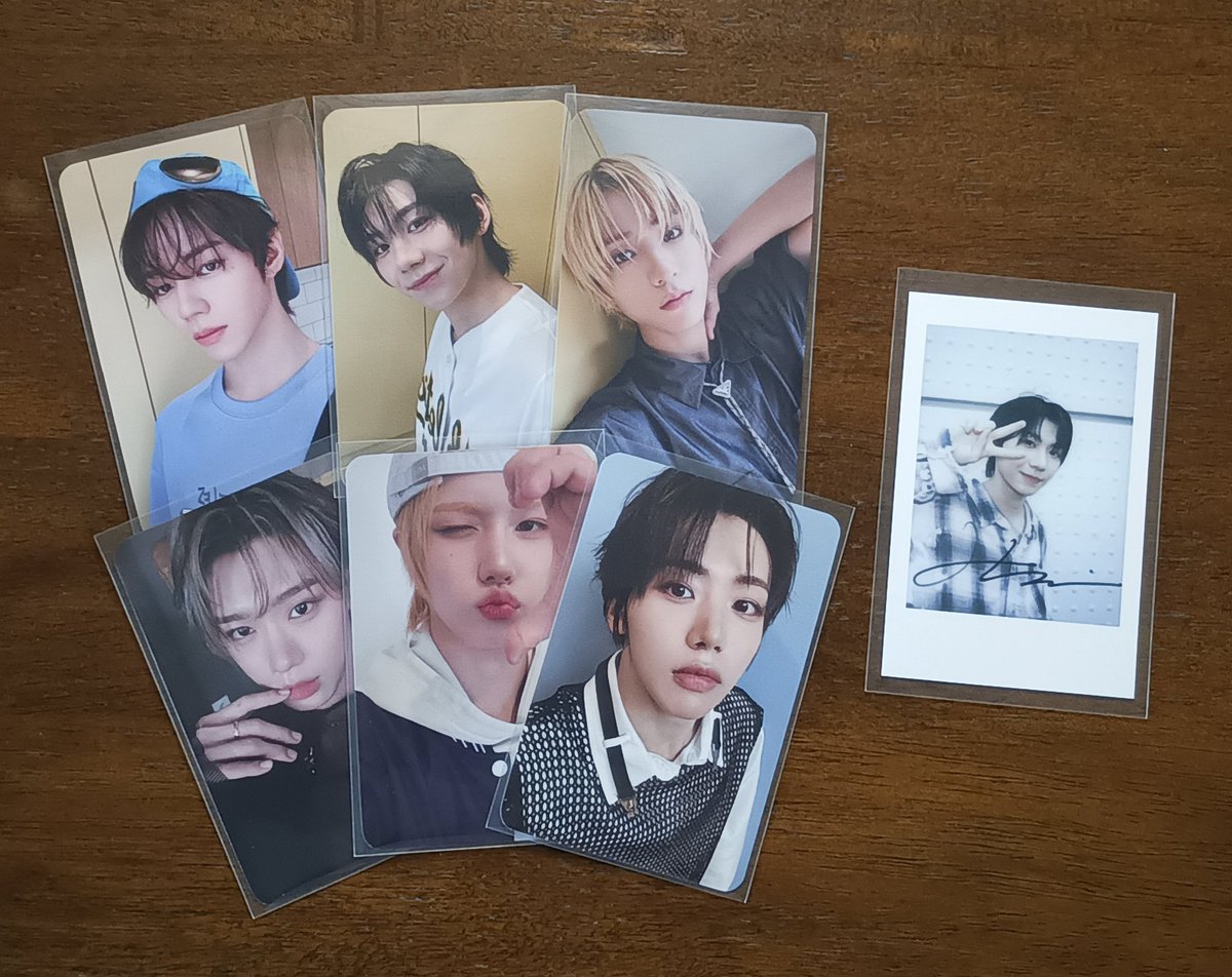 nieelleee's tweet photo. another set of FI pcs finally came home, thank you so much po @Hanini0925 🩷

and, my collection of makestar polas are finally done with hani's coming home 🥹 thank you so much po @ahofbentables 🩷 https://t.co/gR3tAZt4PL