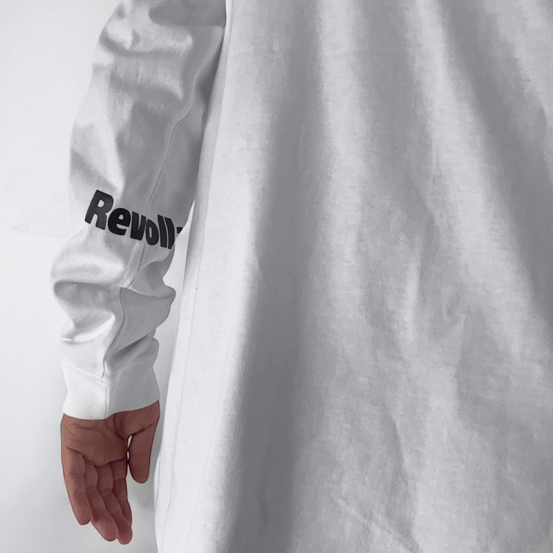 Revollallover's tweet photo. 袖の裏に忍ばせた、ひとクセ

Hidden Sleeve Logo L/S Tee - Revolla Online Store https://t.co/Pr3pba91jC https://t.co/U1jBHjQHFN