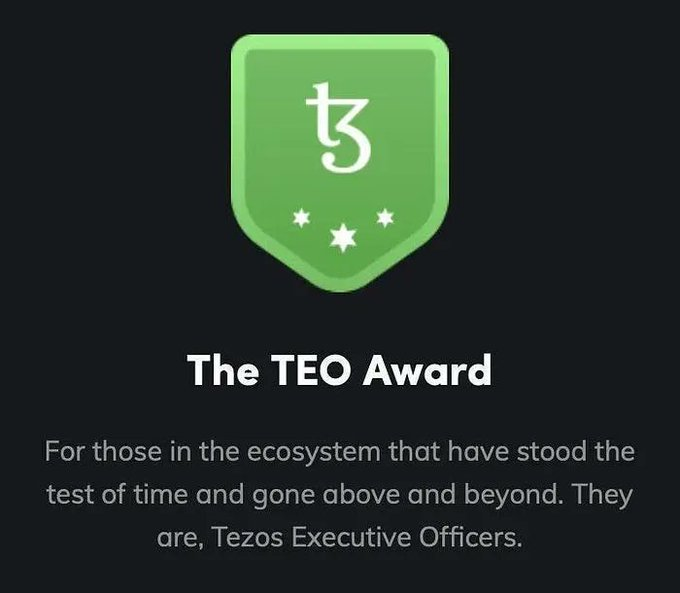 paraxeno daimonio ᴺᶠᵀ plektani-art, Christina S. tweet media