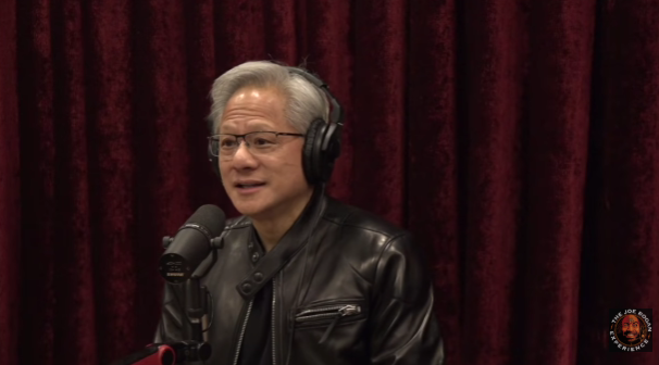 <젠슨 황 최신 인터뷰 (조 로건 팟캐스트, 25.12.4)>

역시 황사장님의 귀중한 통찰들이 많이 있네요. 

AI로 변화될 세상과 미래를 준비하는 모든 사람들이 볼만한 가치가 있는 내용이 아닌가 생각합니다. 

다만, 일부 일론이 하는 얘기들과 상반되는 의견(일자리 관련)이 있긴 한데, 둘다 들어보고