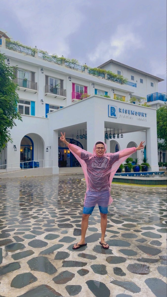 Leepcd's tweet photo. The Rain Will Stop…🌧️
The Skies Will Brighten…🌤️
U’ll Start Again…🦾
🌻🌞🌻🌞🌻🌞🌻🌞🌻
#happy #love #loveyourself #rain #me #loveislove #beautiful #danang #vietnam #holiday #blue #smile #me #xoxo #2025 https://t.co/QuNpl8D4gR