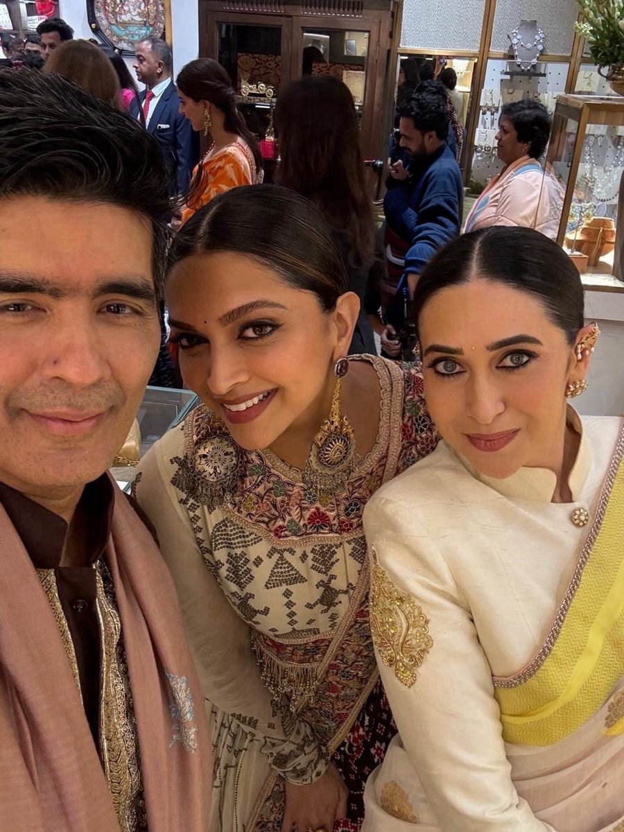 Deepika,Ranveer, Karisma Kapoor, Nita Ambani, Ananya Panday and Manish Malhotra from last night 💫