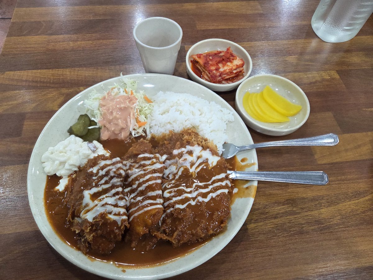 추억의 돈까스 1.0
신신분식
인천 중구 자유공원로27번길 1 (출처 : 네이버 검색) naver.me/FLJTfLZD