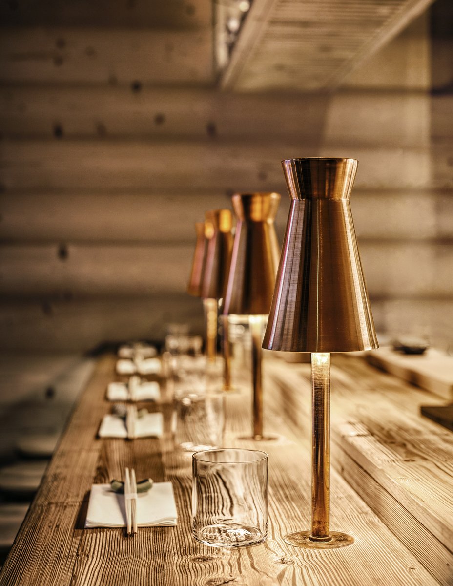 kellyhoppen's tweet photo. So excited to share our newest project with you. This intimate sushi bar in London is wrapped in sandblasted pine, raw copper and glazed tiles, with bespoke lighting that lifts every texture and detail. 
#sushi #japanese #bespoke https://t.co/EbUP0xABw5