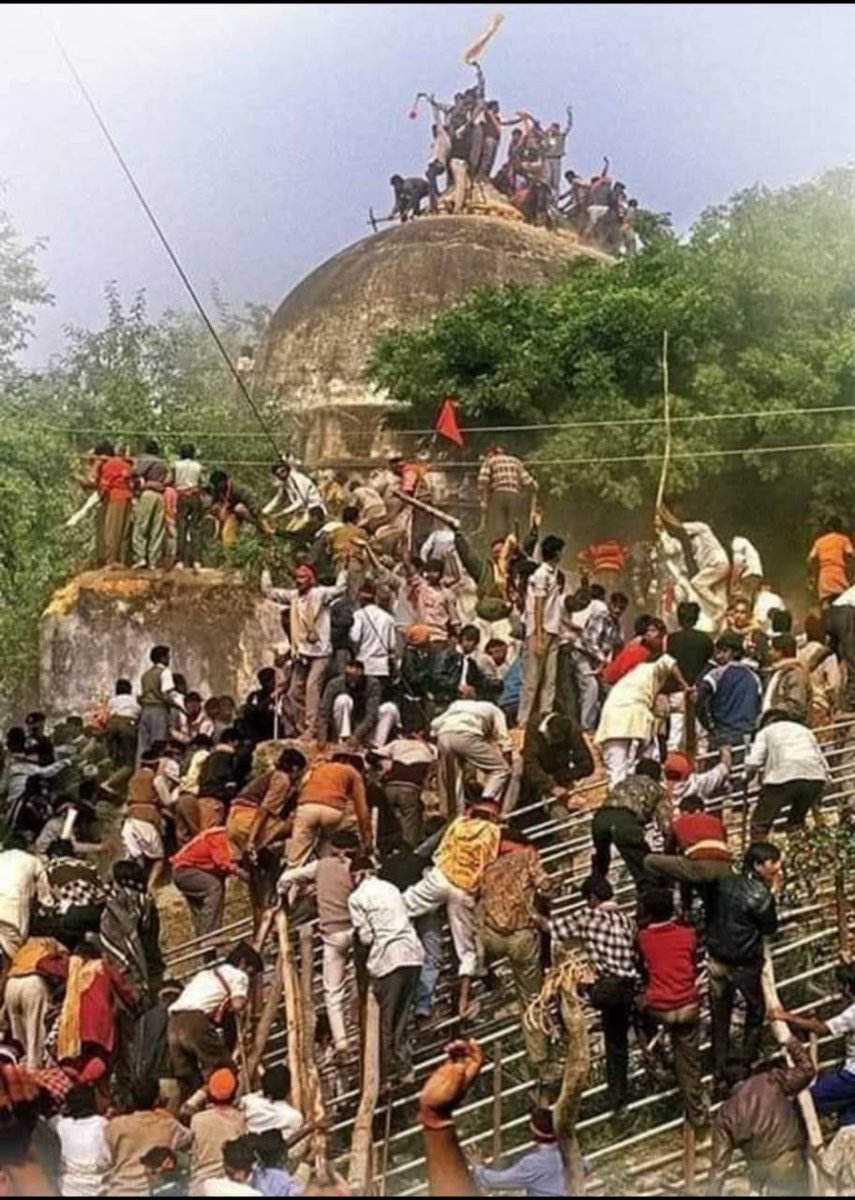 कलंक बाबरी विध्वंस दिवस की सभी धर्मावलंबियों को हार्दिक शुभकामनाएं एवं बधाई 
“शौर्य दिवस”

#शौर्य_दिवस