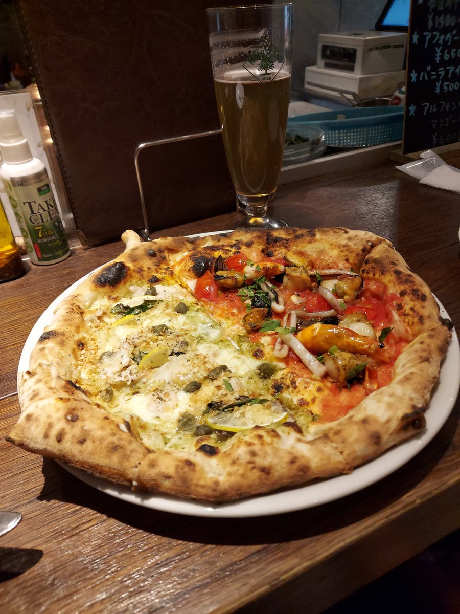 gaico0509's tweet photo. 世界一のピザ食べに行ってきました
#ベルソリーゾ https://t.co/6WnuxM8lDm