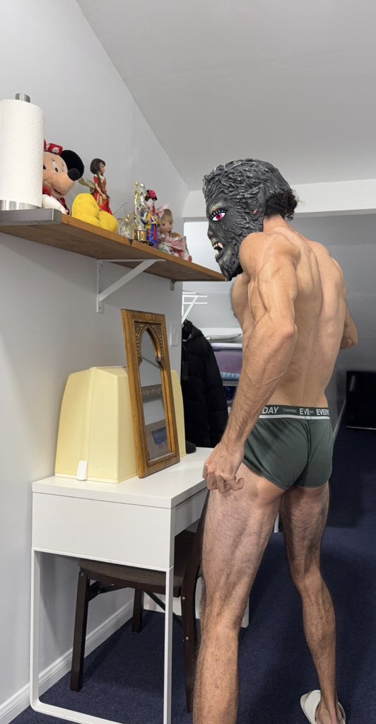 longcasp tweet media