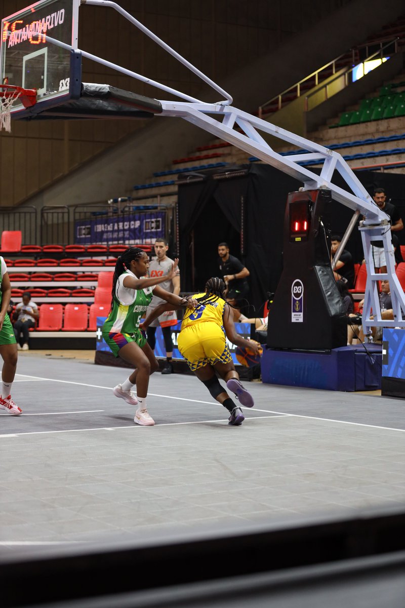 ferwabaRW's tweet photo. Rwanda secures its third straight victory at the FIBA 3x3 Africa Cup 2025 Women’s Championship, overpowering Comoros 22–10! 🔥🇷🇼
Congratulations, ladies! 🎉
#WinForRwanda
#3x3AfricaCup https://t.co/FBJkQmAv1X