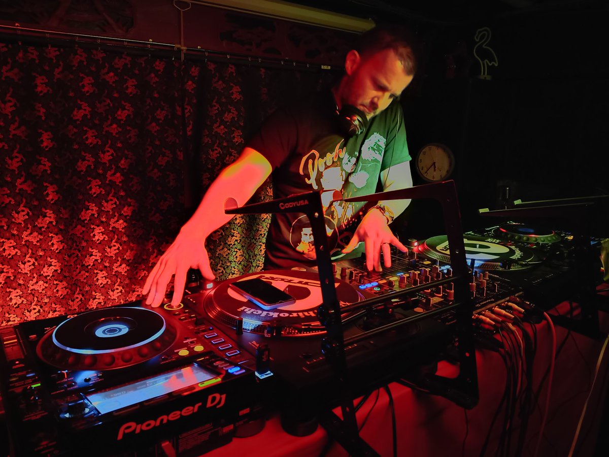 ジャスティンさんゲームの和風ヒップホップトラックで攻めてる素晴らしい