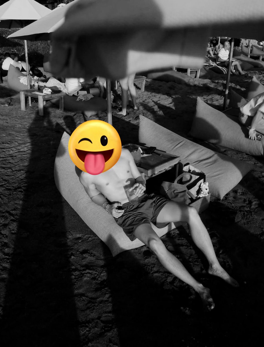 บีร์ซ่า 奔驰 🖤🤍 tweet media