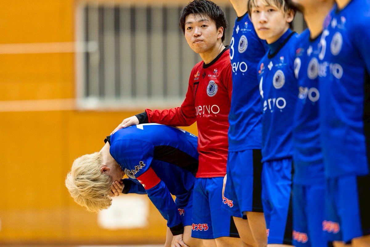 saisonsoccer's tweet photo. 🏆メットライフ生命FリーグDiv2
📅12月7日14:00kickoff
🆚ヴォスクオーレ仙台

リーグ最終節！
勝って終わろう！

#メットライフ生命Fリーグ
#ポルセイド浜田
#cuervo https://t.co/O1F8VwzXho