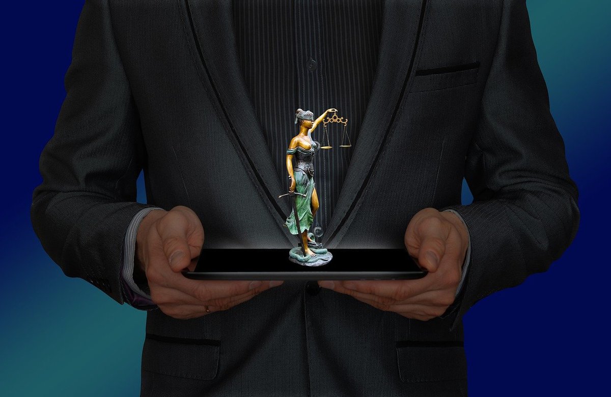 OpulensSE's tweet image. Här är länk till alla publiceringar i vecka 49. Den här veckan bjuder vi på texter om musik, lyrik, film och politik. Därill satirisk dagsvers och kortnovell.
opulens.se/?mailpoet_rout…