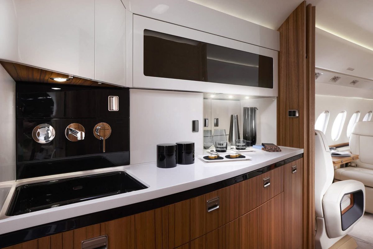 DennisMiracles's tweet image. It’s time for the NDC and its footsoldiers to stop the jokes and take this country seriously. 

The grace period is over and the future of this country is at stake. 

You said renting a plane was wrong because the current presidential jet was in pristine condition

You said…