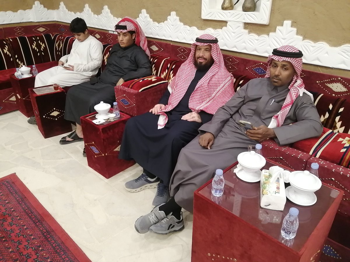 ltars's tweet image. أقامت جمعية التنمية الأهلية بروضة سدير برنامج ملتقى الأهالي التنموي يوم الجمعة ١٤٤٧/٠٦/١٤ بديوانية البابطين  بالقرية التراثية بالحزم بروضة سدير وبحضور عدد من الشعراء والاعلاميين وبرعاية كريمة من أسرة البابطين .
كل الشكر والتقدير لأسرة البابطين لدعمهم ولجميع من حضر لهذا الملتقى.