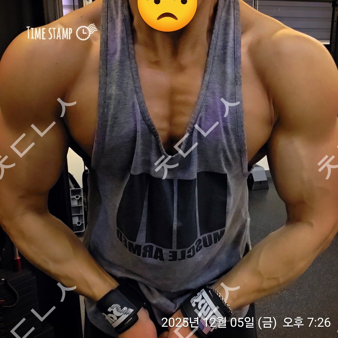 오랜만..!✋️
#게이 #바이 #섹트