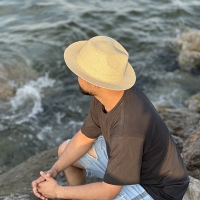 Shanjad111's tweet photo. #NewProfilePic https://t.co/qXQ9wwMKaS
