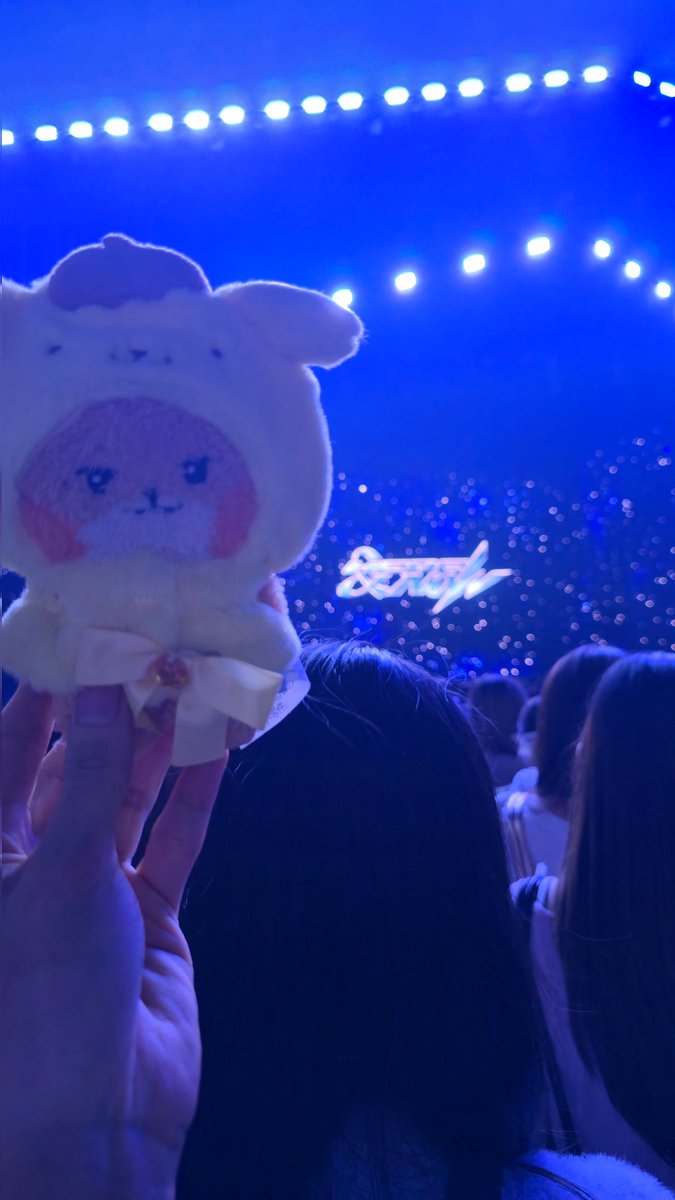 MattMattPurin's tweet photo. Waiting for soundcheck~ https://t.co/XGYtckTFA6