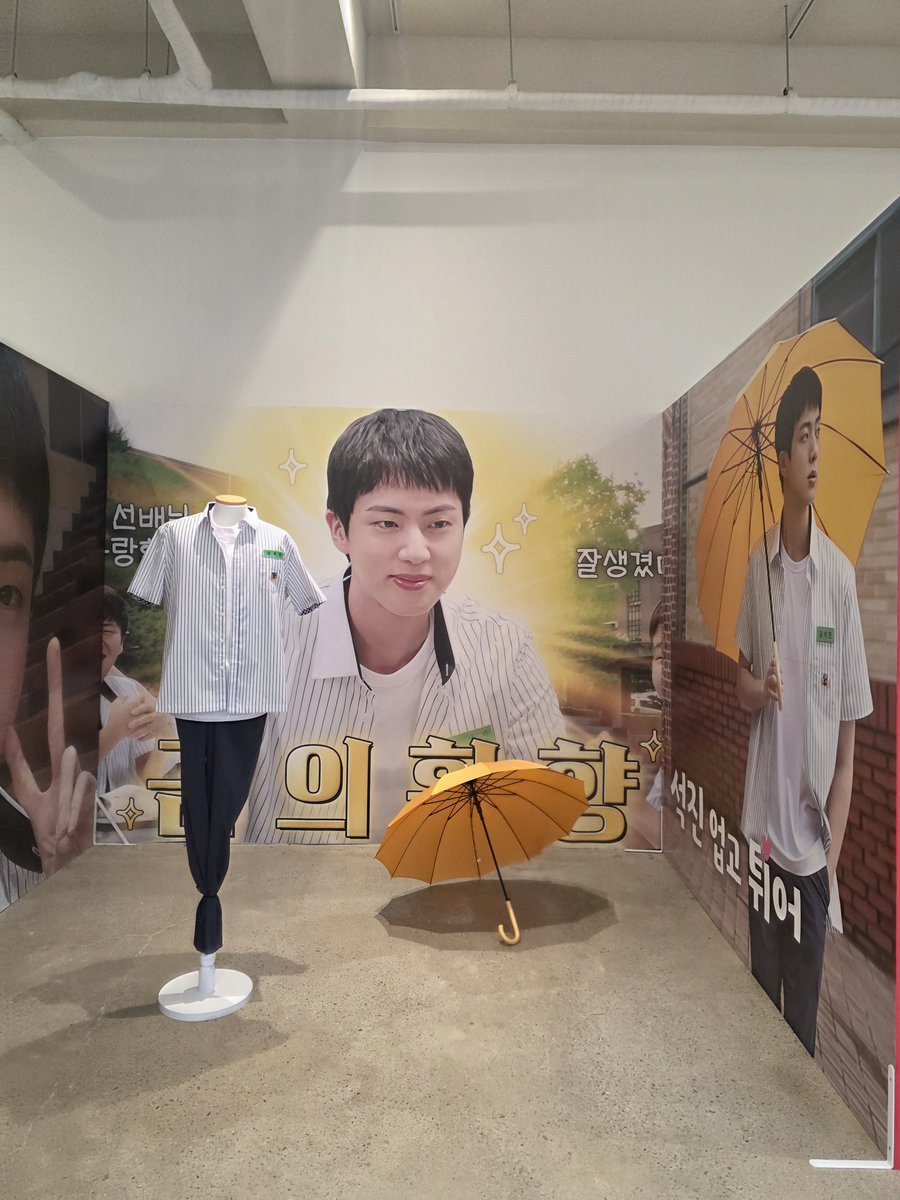 뷔무장지대💜 tweet media