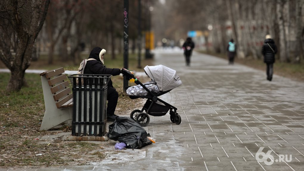 🌦 Аномально теплая зима убивает людей, дороги и растения

Зима с плюсовой температурой в России бьет по всем фронтам. В декабре нет ни снега, ни морозов. Нашли пять причин, почему зима без холодов и осадков — это плохо: 66.ru/news/society/2…