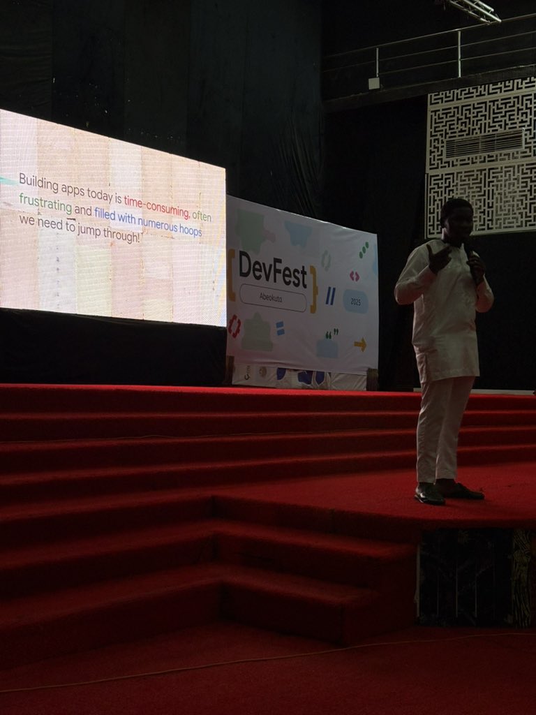 <a href="/engr_krooozy/">Mustapha Adekunle</a> evangelizing🙌🙌💜