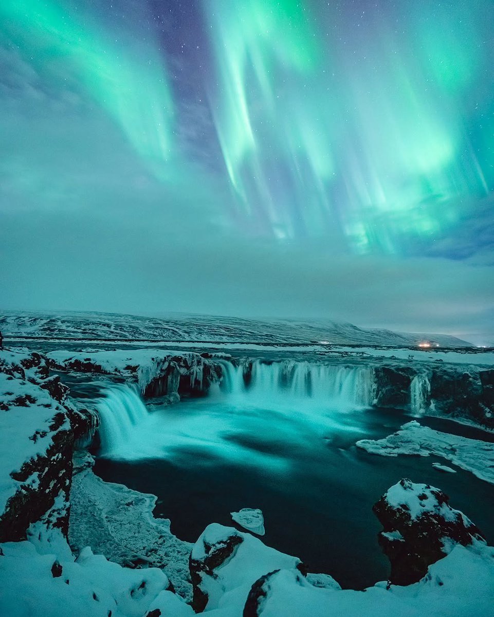 ✨ Northern Lights update for Dec 6! ✨

KP 3 is active tonight, and clearer windows are lining up around Reykjanes and the south/southwest. If you get a clean patch of sky, you’ve got a real shot. 🌌

Photos by Alex Williams | <a href="/alxxvisuals/">Alexander J. Williams</a>