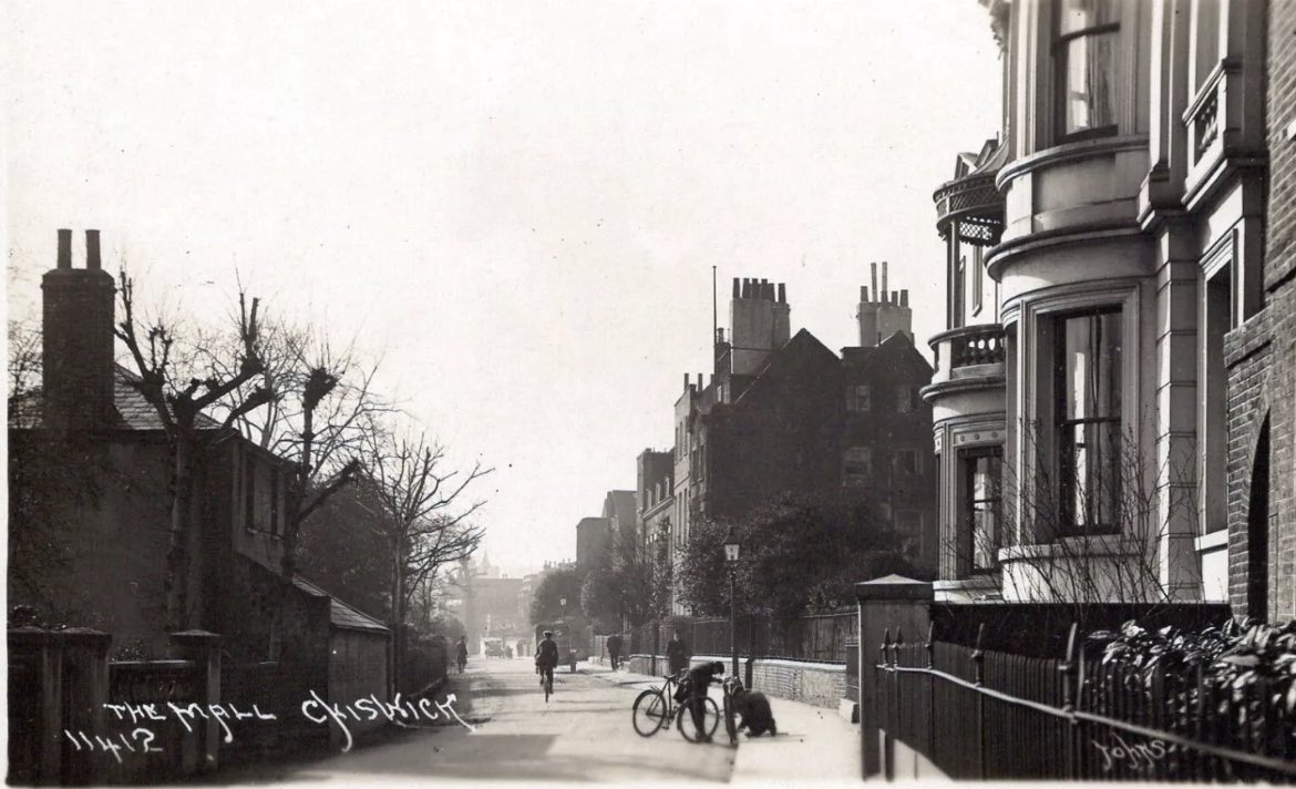Chiswick Mall a century ago