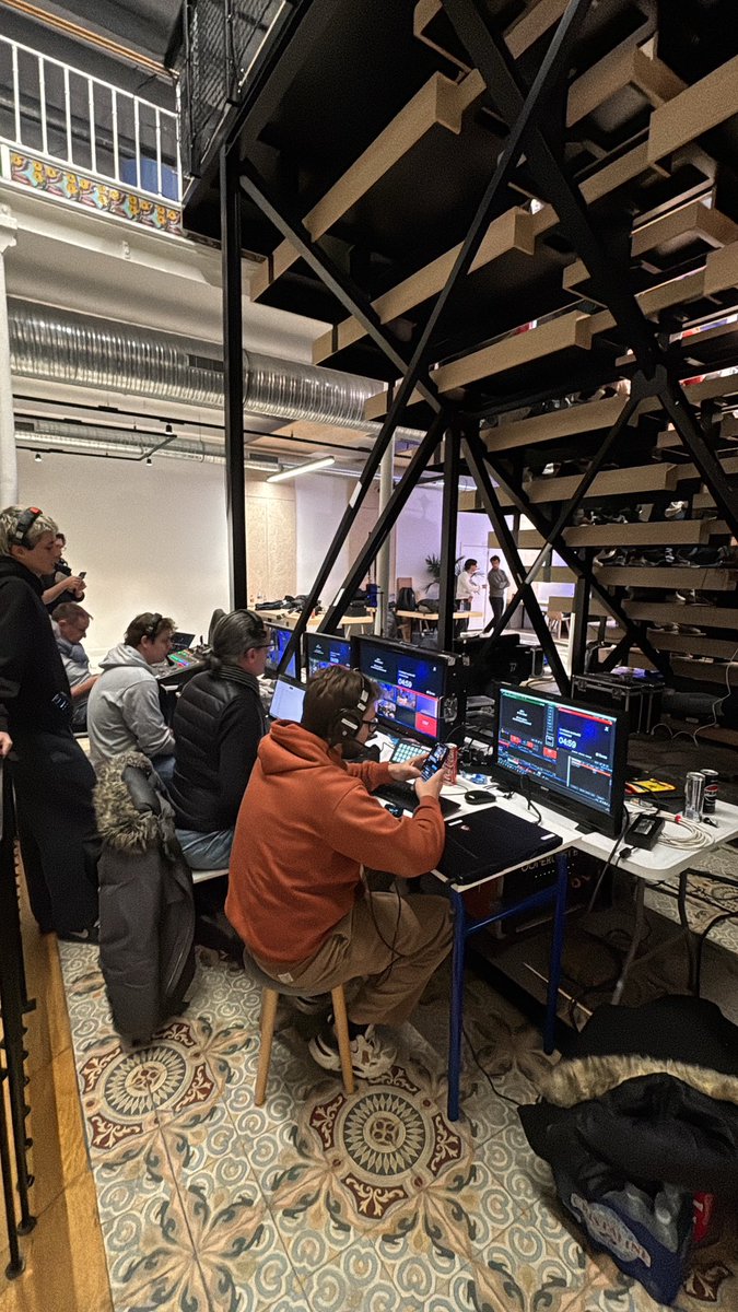 J’étais dubitatif… et je dois avouer que cette finale de The Unicorn par <a href="/Jokarizz/">Jokariz</a> était un vraie bouffée d’air frais !

Un grand merci à Marco et Antho de m’avoir accueilli dans leur jury hilarant 🔥🙏

Le Replay vidéo : youtu.be/Uk-FTLXn3zw?si…