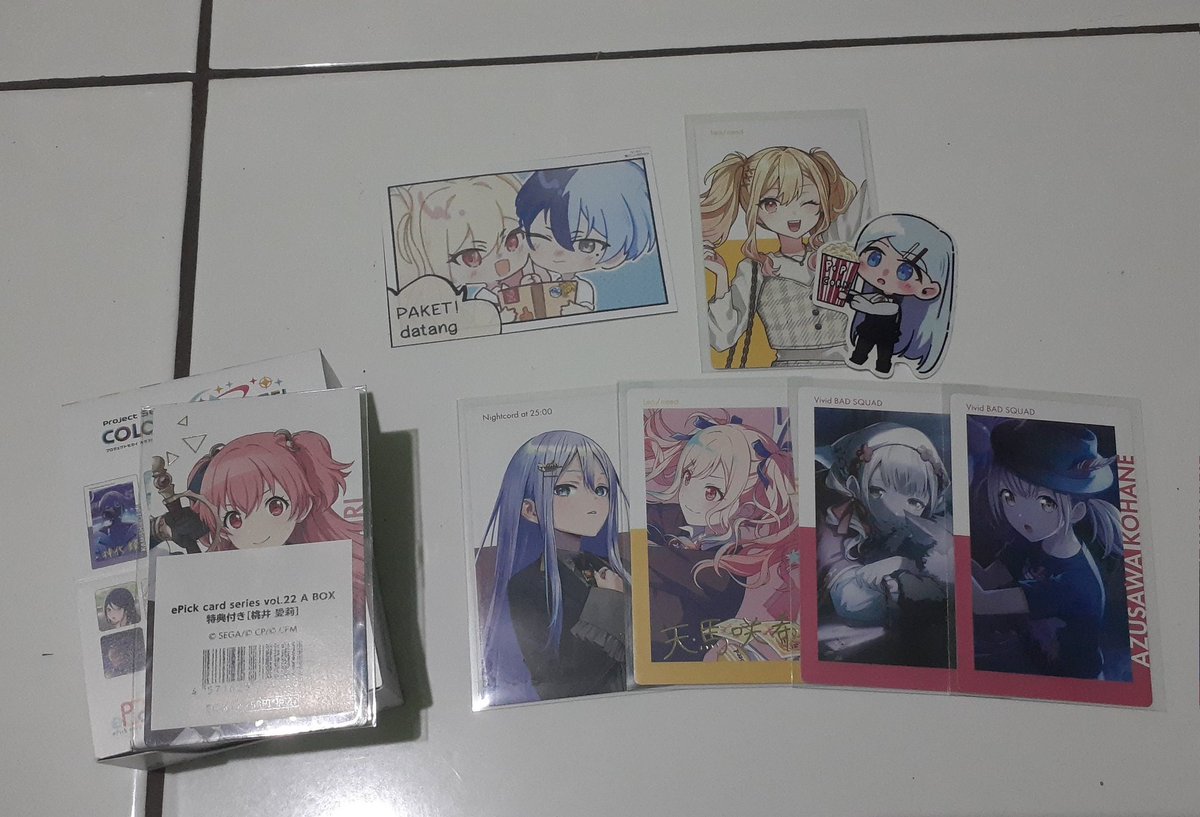 starrdusy_'s tweet photo. (Hopefully) paket terakhir sebelum ganti tahun. Big thanks buat kak @Yui_jajan dan atmint-tachi @SoYuGos udah bantu memulangkan bocil" gemas ini😋🌹❤

Unexpected box 23-24C foilnya wangy BANGET sjdbjsbwjsbdka lov bnyak kak yui https://t.co/llCBcbPmrW