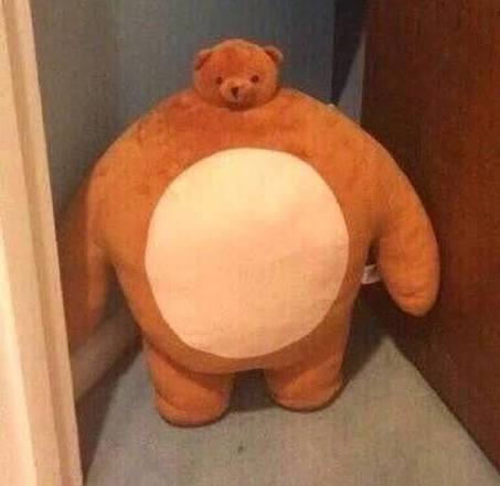 I thought Berserker was way bigger... Ngl he looks really silly in here, I can't take him seriously 😭