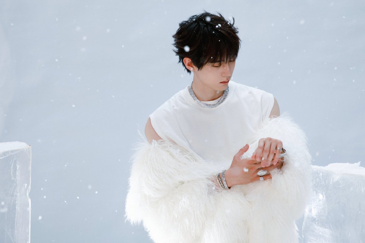 baikjunhyuk's tweet photo. ☆ https://t.co/nbj52MYLUf. https://t.co/nSpQ6KHTgk