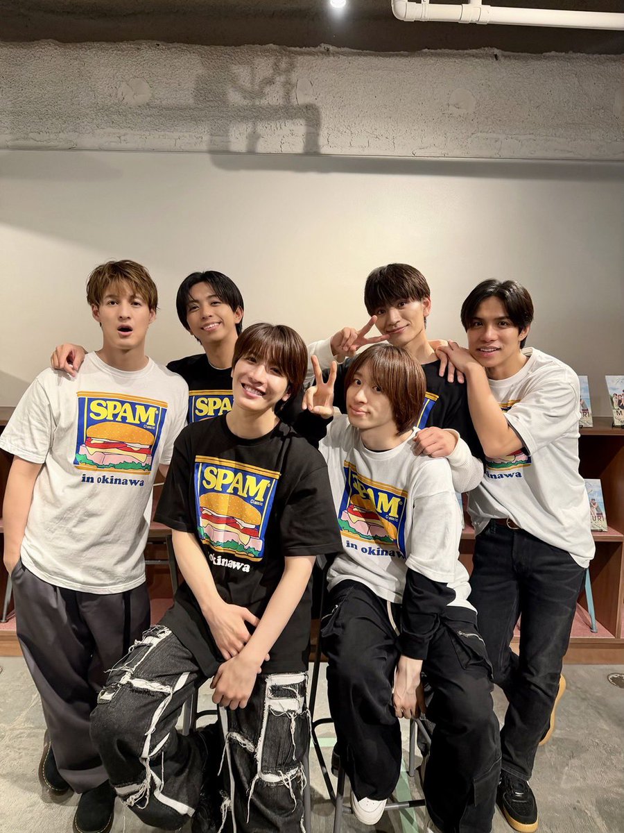 今日も写真集イベントありがとうございました！

インスタ更新したから見てねー！

あ、写真集の中でみんなのお気に入りショット
どれか教えてねー！

 instagram.com/p/DR680kAD1gy/…

#MATSURI
#橋爪健二
#健二浮上