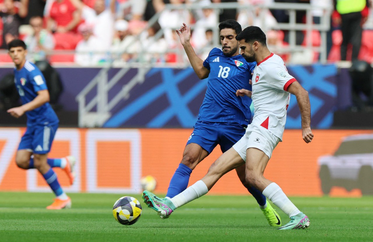 بداية الشوط الثاني. الكويت 0 1 الأردن #الكويت_الاردن 