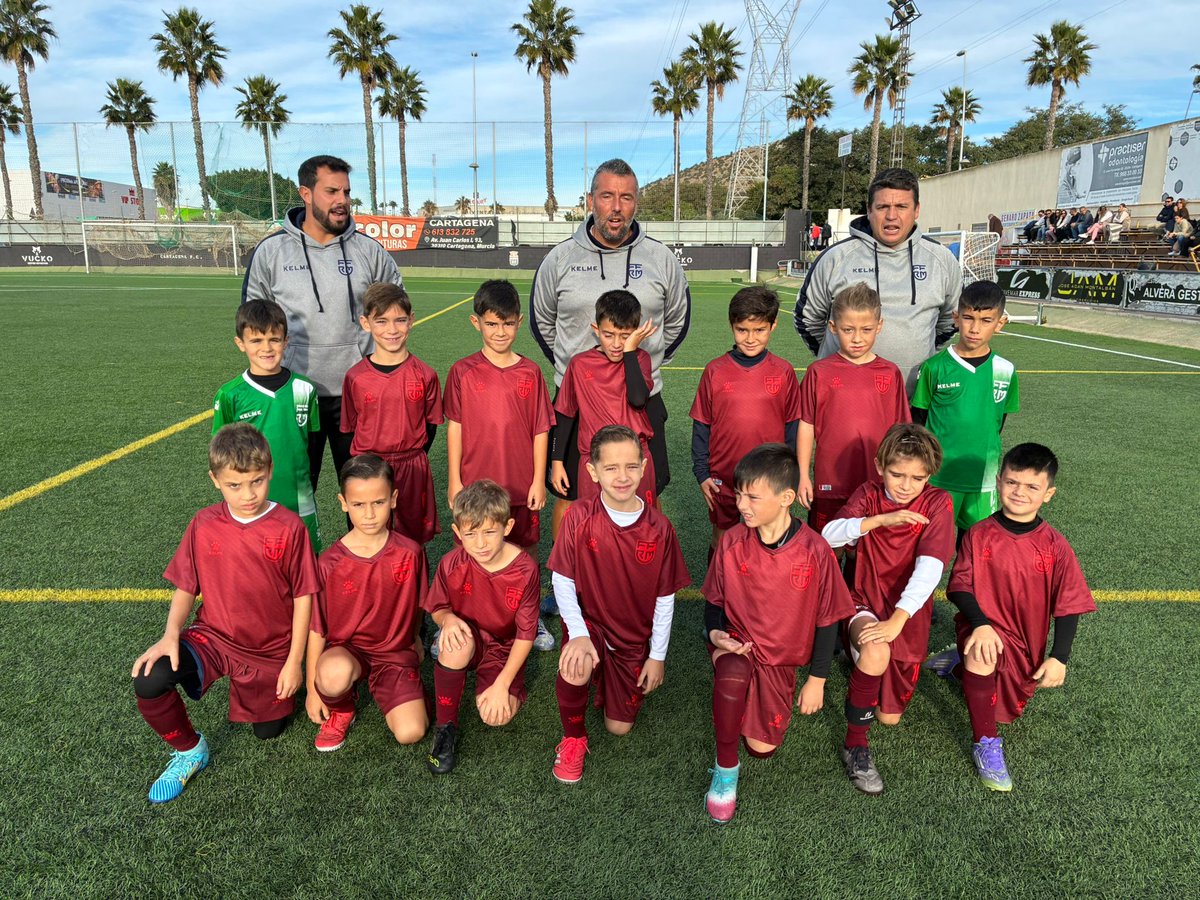 🏆 TORNEO DE NAVIDAD 🎄 | Las FFRM alevín y prebenjamín masculinas disputan el 'XXIII Torneo Navidad' organizado por <a href="/CartagenaEfese/">Cartagena F.C.-UCAM</a> ⚽.

🤩 Mañana navideña de fútbol en la Ciudad Deportiva Gómez Meseguer de Cartagena. 

💪 ¡Vaaamos! #VamosFFRM