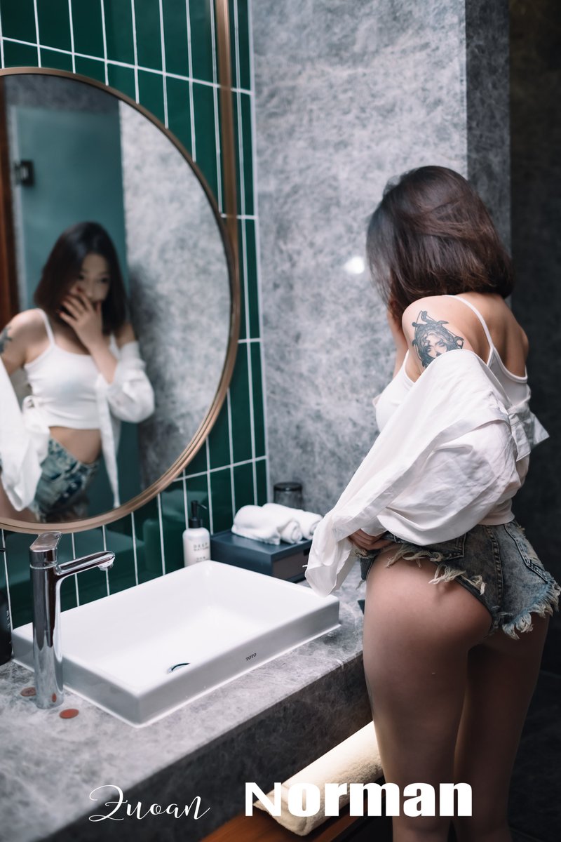 上周摄影会拍摄活动
热裤辣妹风  创意拍摄
想参加拍摄活动或者现场学习摄影的会员群报名 https://t.co/YbYB7fgTZe