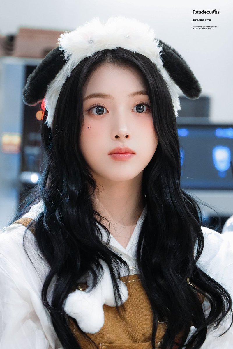 Rendezvous_jw's tweet photo. 251206
정말 강아지보다 사랑스러운 존재야

#엔믹스 #지우 #JIWOO #NMIXX https://t.co/OUkjZlczOo