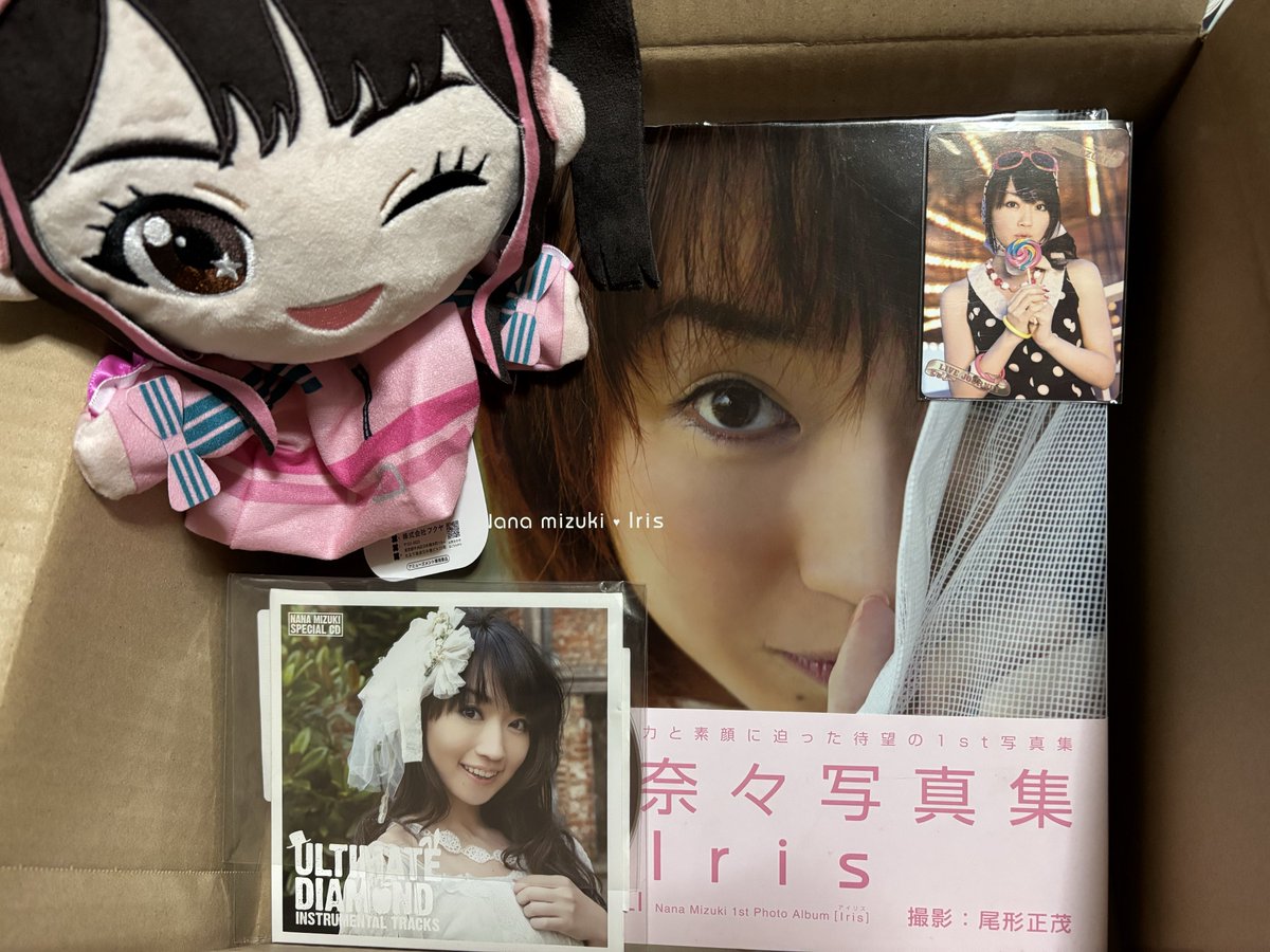 naoan様♡ありがとうございます♡ きたわよ～～～～～～～～ 写真集はプチプチかなんかで梱包して