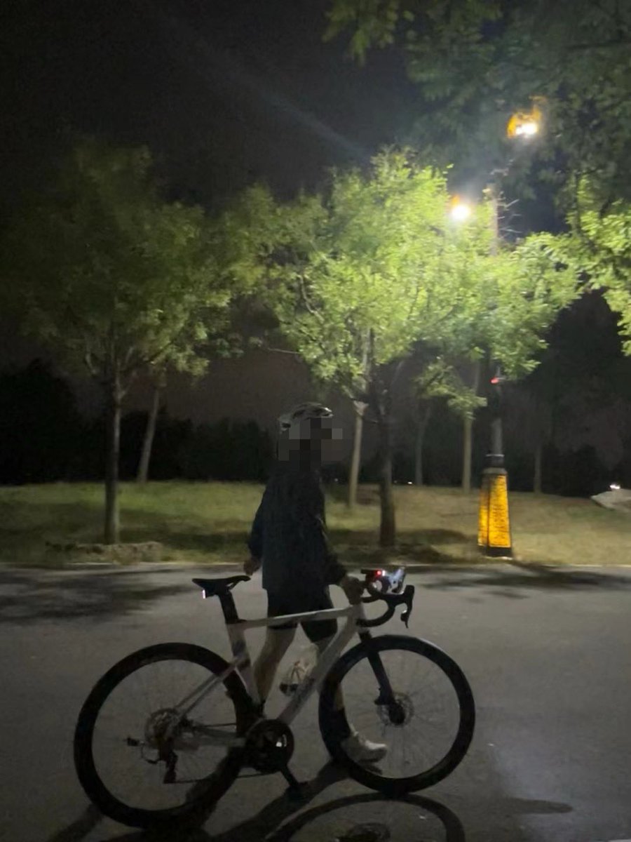 self-discipline tweet media