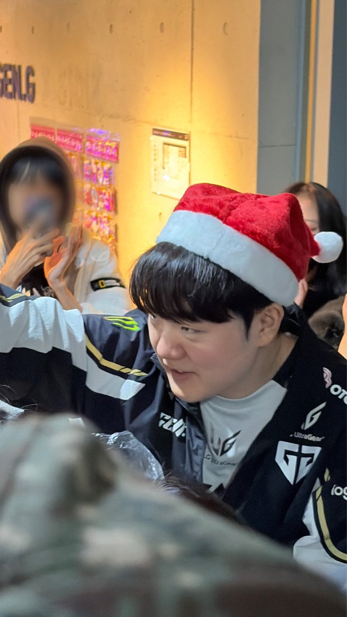 산타 Boo🐻‍❄️🎄