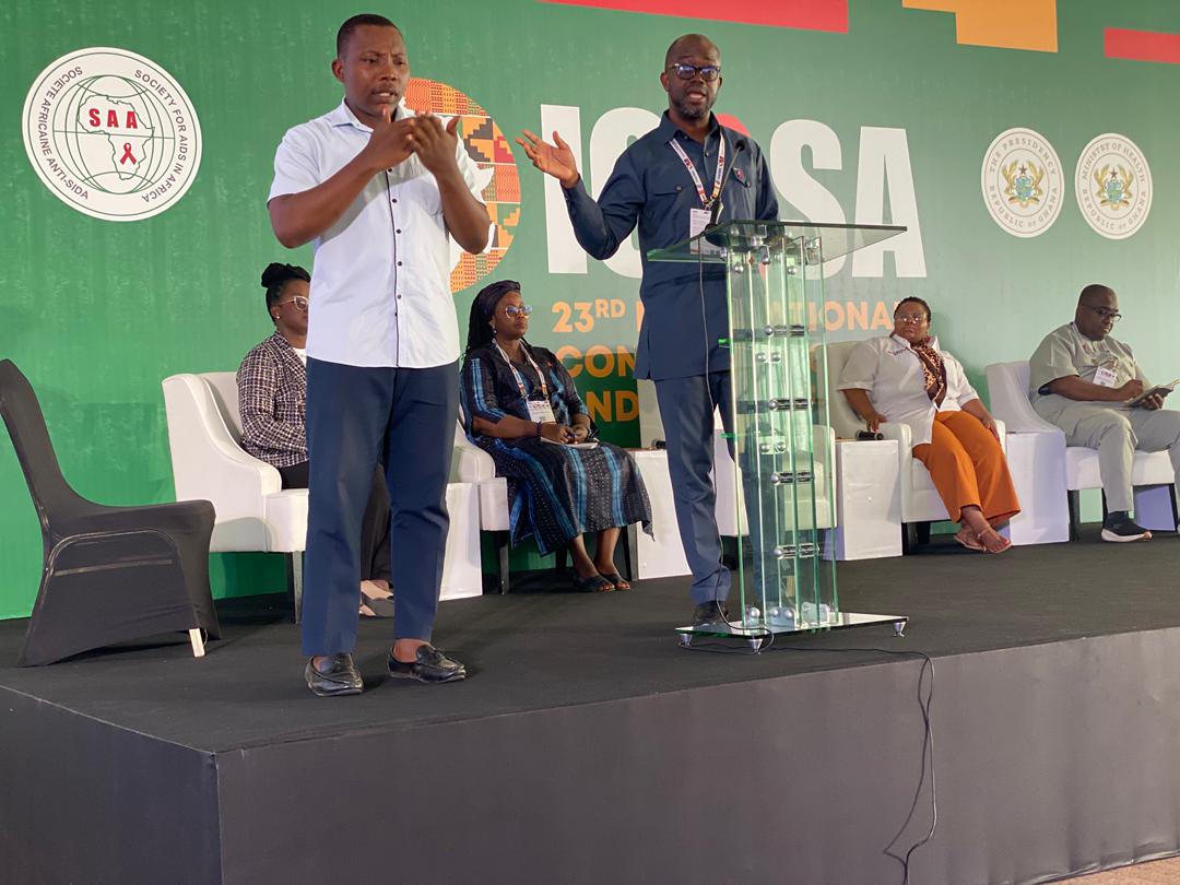 saaicasa's tweet photo. Dr. Meskerem Bekele Hall
Mr. John Dramani presenting on Ghana's work to end human rights-related barriers to accessing HIV and TB services.
Breaking down barriers. Protecting rights. Saving lives. 🇬🇭
#ICASA2025 #HumanRights #Ghana #AccessToHealth https://t.co/NM1yXHXSbh