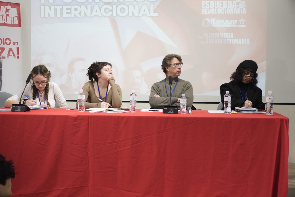 🔴 Empezamos el IV CONGRESO INTERNACIONAL de Izquierda Revolucionaria con 200 delegados e invitados del Estado español, Portugal, Alemania, México y Portugal siguiendo el debate desde un <a href="/espacio_rosalux/">Espacio Rosa Luxemburgo</a> abarrotado.

Frente al capitalismo genocida, luchemos por el comunismo.