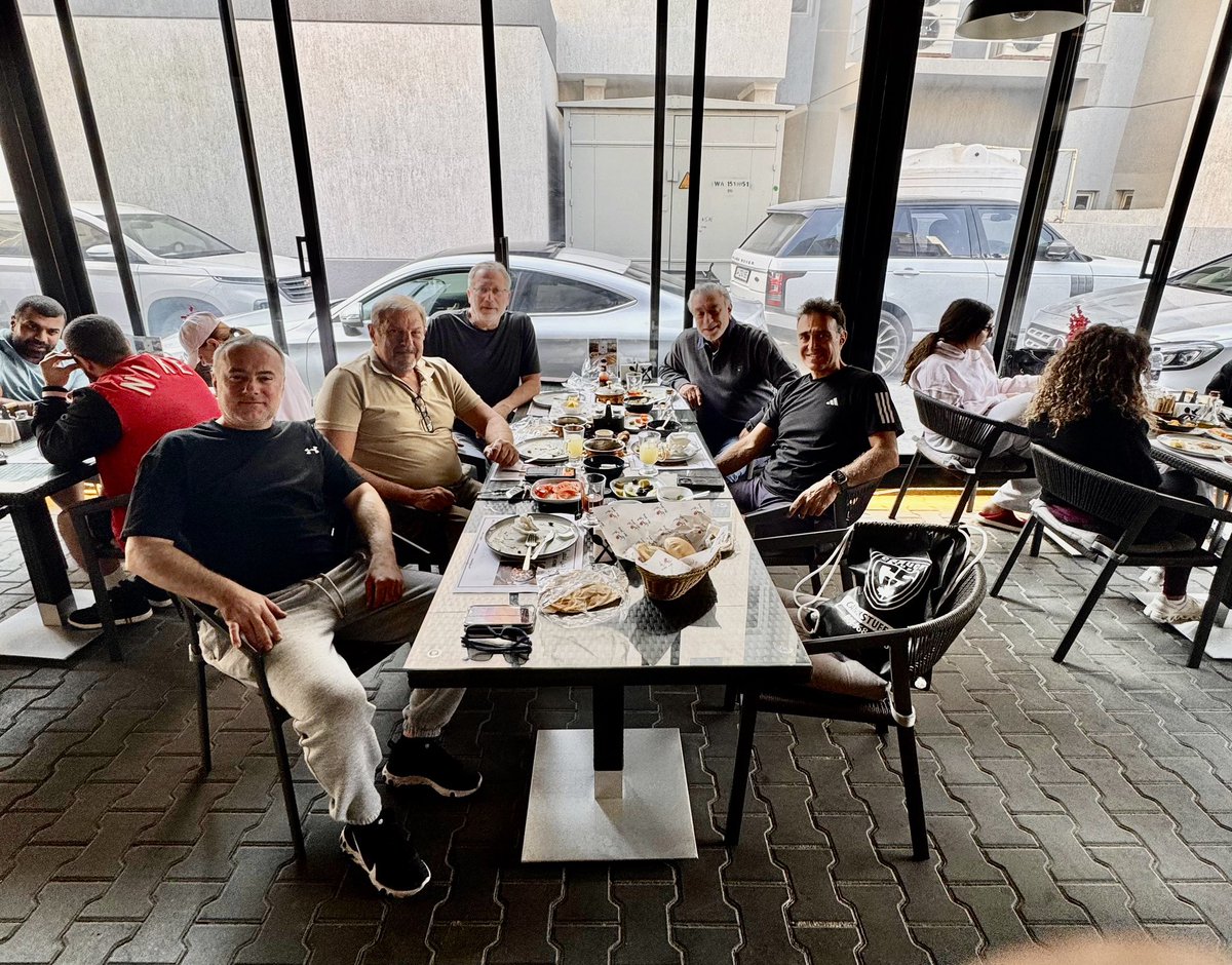 Breakfast with the Big Boys 💪🏼🙏🏼😍🇰🇼🇱🇧